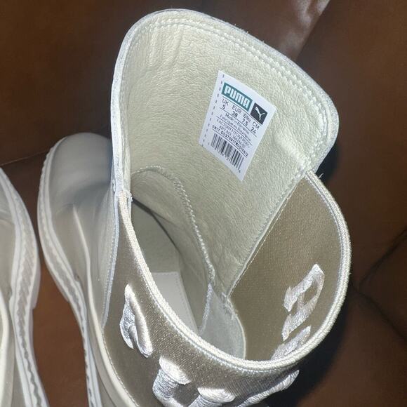 Puma Women's x Fenty Chelsea Sneaker Boot Sz 7.5 - Picture 5 of 7